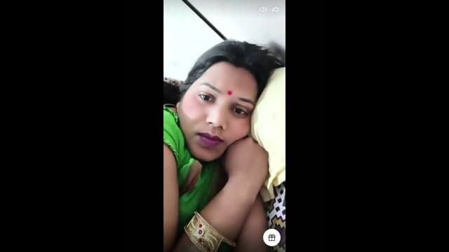 Singh-697 Neha Singh Tango Model Aunty White Bra Strip Showing  08/02/24 Part 1