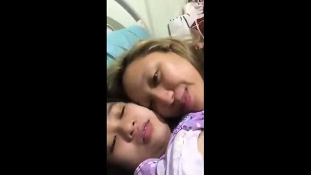 vietnamese vingate lessbian girl kiss click pussy
