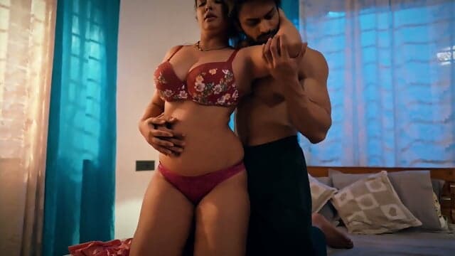 Besharm Aunty E1