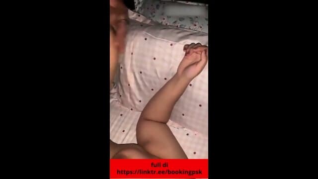 janda hijab super cantik di gangbang full https://linktr.ee/bookingpsk