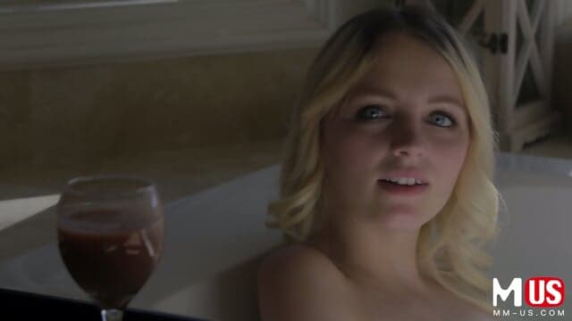 Kate Bloom - Serving