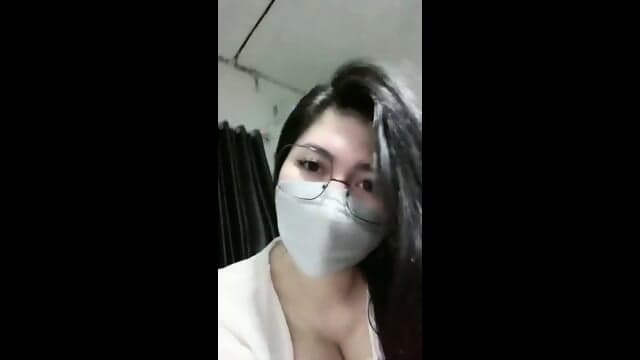 YANG LAGI VIRAL ZARA GLADYS Full Di Https://s.id/jajanpskmichat