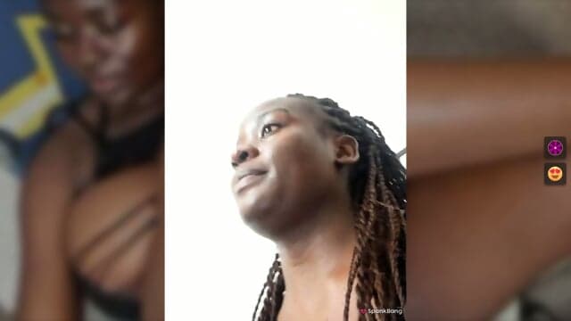 Bustytemptress1 cam