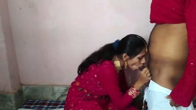 Dulhan Ki Moti Chuchiyan Dabake Lund Chuswaya Pati Ne - @Vid Play69