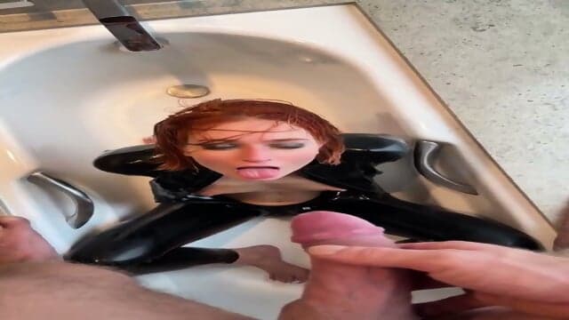 Rajshot Dolly Dyson A Babe In Latex Wet