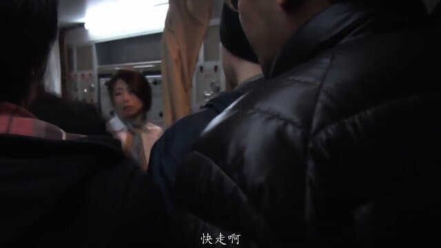 T28-390ç©ºä¹èªç­ä¸çé»ä¸å·¨ä¹³ç©ºå§ç¯ ç°æ­¥ç¾æ¯ä¹å®¢ä»¬çæ§æ¬²å¤çåå°èä¾¿å¨