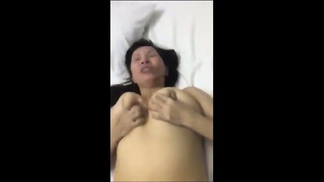 Vietnamese Milf MBBG Fuck Cry Tears Of Joy
