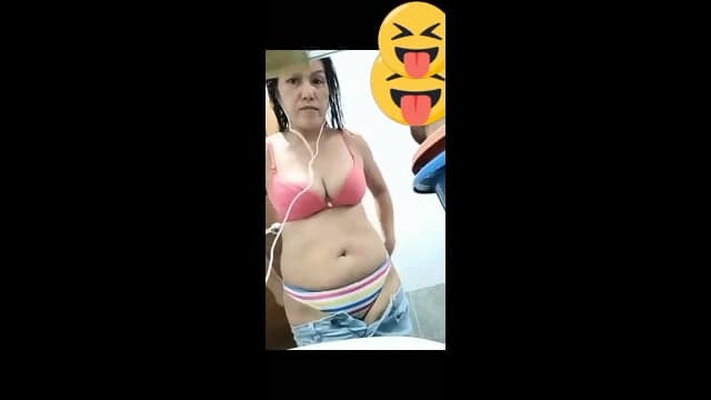 Pinay milf Katherine show off